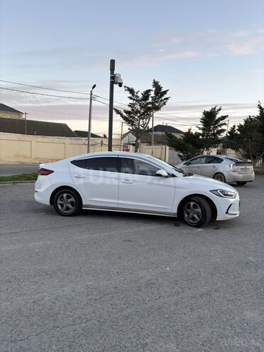 Hyundai Avante 2018, 90,500 km - 1.6 l - Sumqayıt