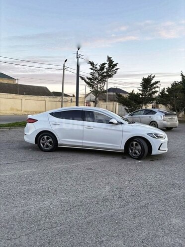 Hyundai Avante 2018, 90,500 km - 1.6 l - Sumqayıt