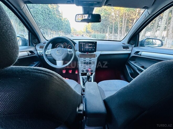 Opel Astra 2009, 235,000 km - 1.4 l - Bakı