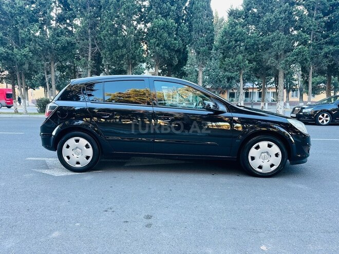 Opel Astra 2009, 235,000 km - 1.4 l - Bakı