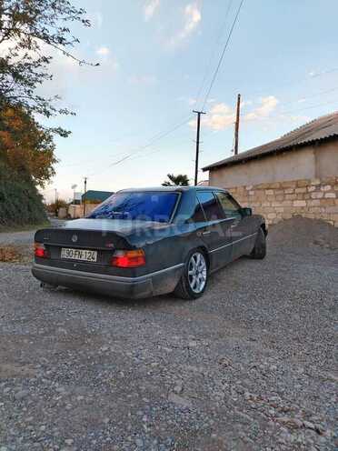 Mercedes E 200 1992, 218,147 km - 2.0 l - Tərtər