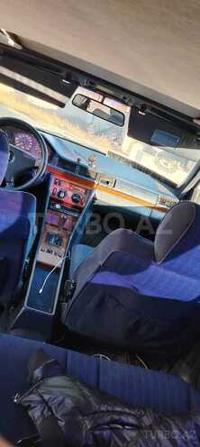 Mercedes E 200 1992, 218,147 km - 2.0 l - Tərtər