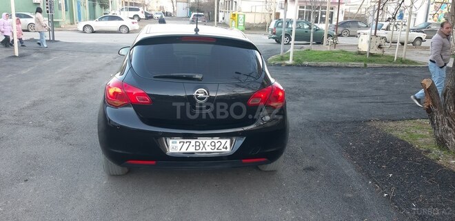 Opel Astra 2010, 269,173 km - 1.4 l - Sumqayıt