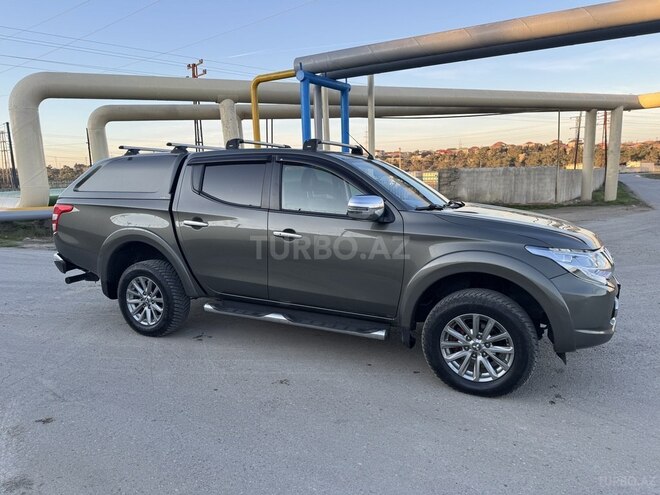 Mitsubishi L200 2016, 168,759 km - 2.5 l - Bakı