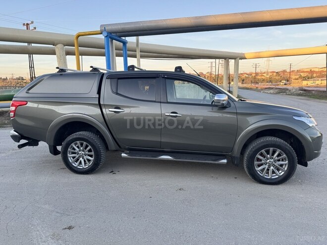 Mitsubishi L200 2016, 168,759 km - 2.5 l - Bakı