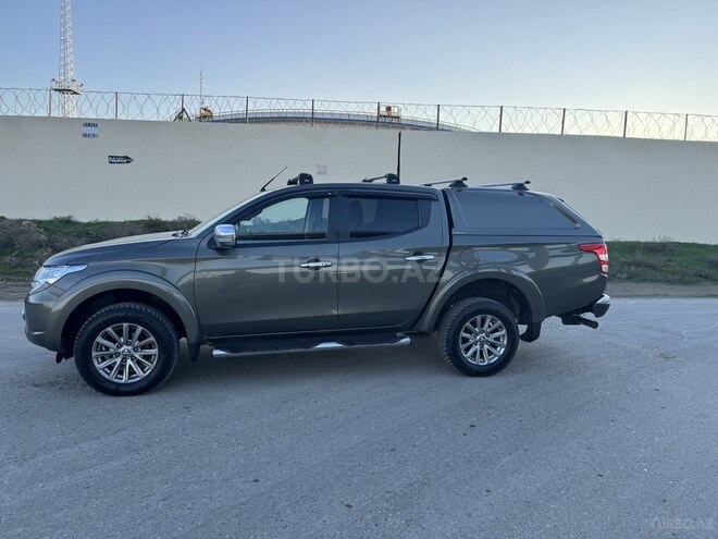 Mitsubishi L200 2016, 168,759 km - 2.5 l - Bakı