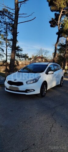 Kia Ceed 2014, 275,000 km - 1.6 l - Bakı
