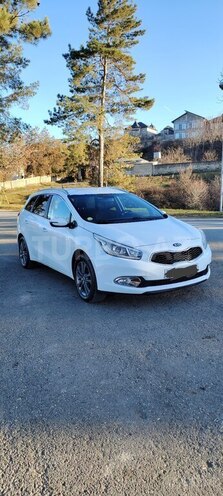 Kia Ceed 2014, 275,000 km - 1.6 l - Bakı