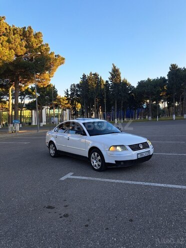 Volkswagen Passat 2004, 236,540 km - 1.8 l - Sumqayıt