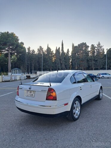 Volkswagen Passat 2004, 236,540 km - 1.8 l - Sumqayıt