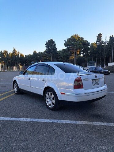 Volkswagen Passat 2004, 236,540 km - 1.8 l - Sumqayıt