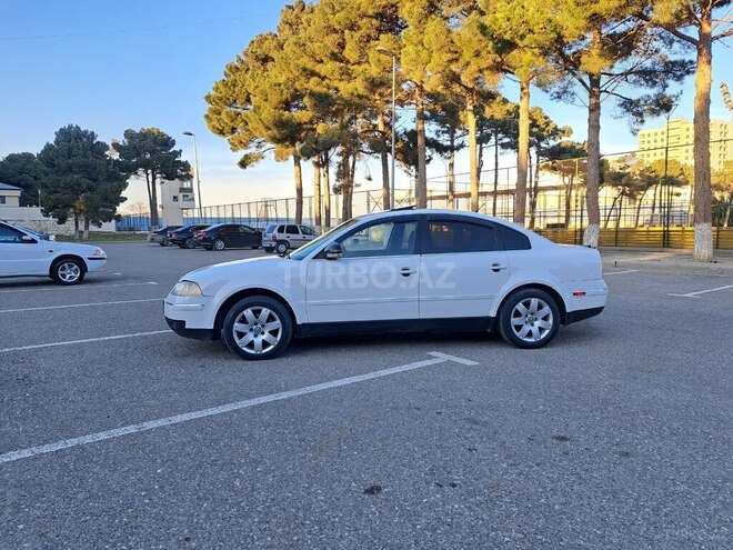 Volkswagen Passat 2004, 236,540 km - 1.8 l - Sumqayıt