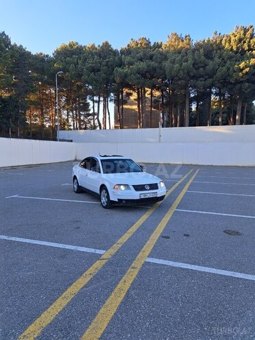 Volkswagen Passat 2004, 236,540 km - 1.8 l - Sumqayıt