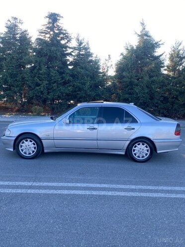 Mercedes C 240 1997, 220,500 km - 2.4 l - Ağdaş