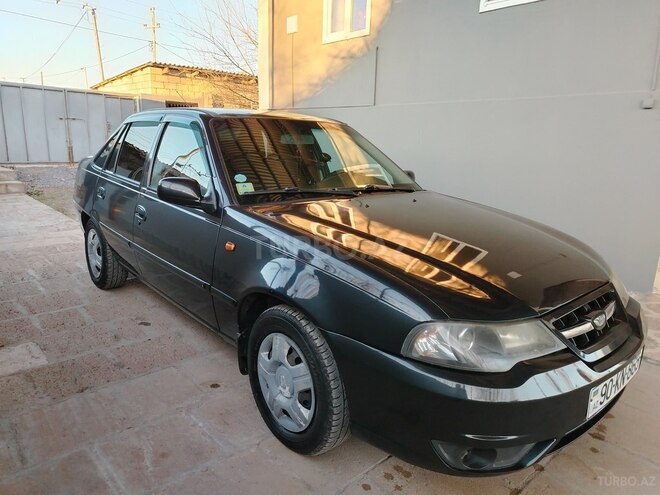 Daewoo Nexia 2010, 290,000 km - 1.6 л - Salyan