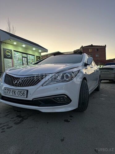 Hyundai Grandeur 2015, 179,500 km - 2.2 л - Bakı
