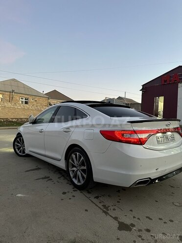 Hyundai Grandeur 2015, 179,500 km - 2.2 л - Bakı