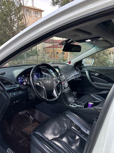Hyundai Grandeur 2015, 179,500 km - 2.2 л - Bakı