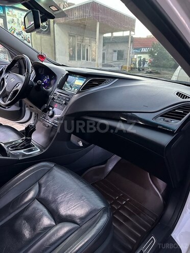 Hyundai Grandeur 2015, 179,500 km - 2.2 л - Bakı