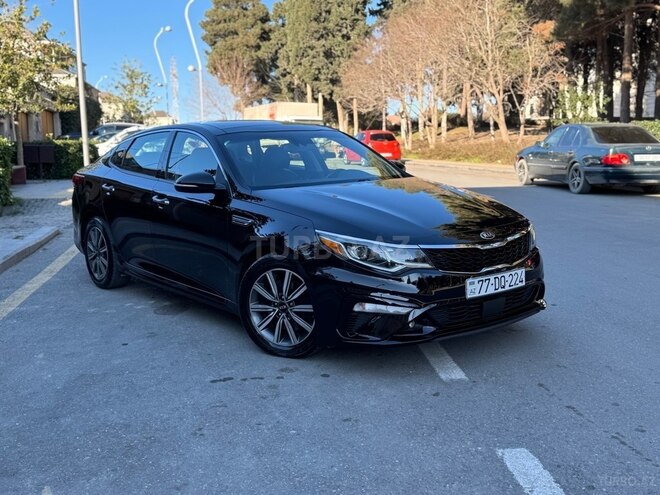 Kia Optima-21