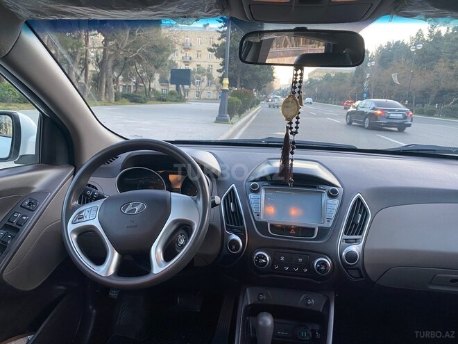 Hyundai Tucson 2013, 196,000 km - 2.4 l - Bakı