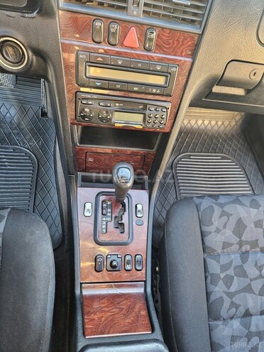 Mercedes C 220 d 1999, 412,210 km - 2.2 л - Bakı