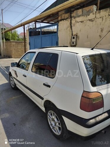 Volkswagen Golf 1993, 278,963 km - 1.4 l - Kürdəmir