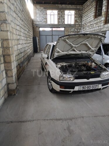 Volkswagen Golf 1993, 278,963 km - 1.4 l - Kürdəmir