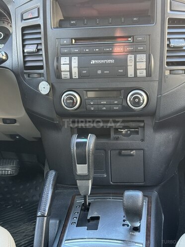 Mitsubishi Pajero 2010, 164,000 km - 3.5 l - Xırdalan