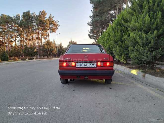 Mercedes 190 1993, 666,000 km - 2.0 л - Salyan