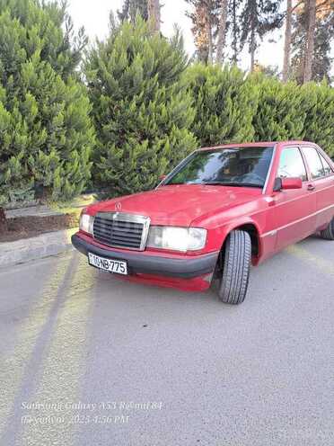 Mercedes 190 1993, 666,000 km - 2.0 л - Salyan