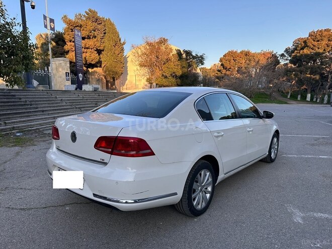 Volkswagen Passat 2014, 224,000 km - 1.8 л - Bakı