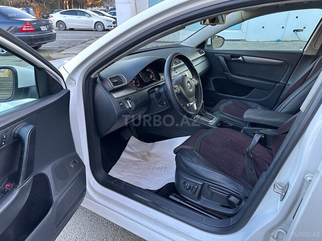 Volkswagen Passat 2014, 224,000 km - 1.8 л - Bakı