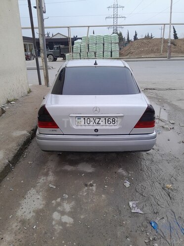 Mercedes C 180 1995, 175,540 km - 1.8 l - Bakı
