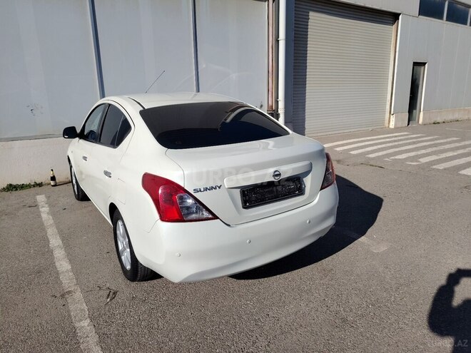 Nissan Sunny 2013, 141,850 km - 1.8 l - Bakı