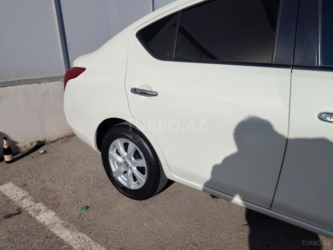 Nissan Sunny 2013, 141,850 km - 1.8 l - Bakı