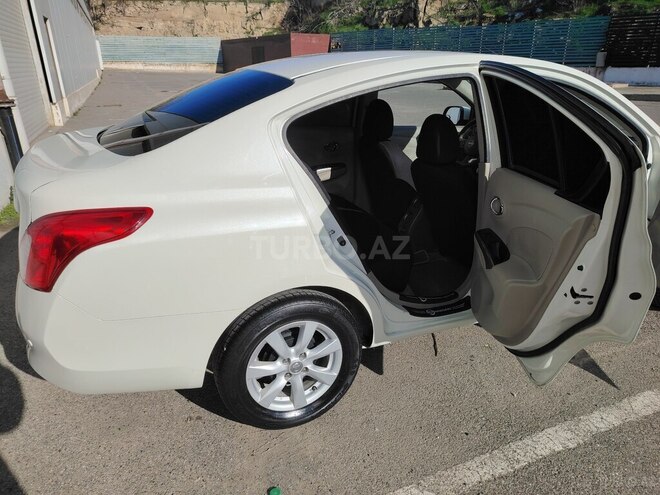Nissan Sunny 2013, 141,850 km - 1.8 l - Bakı