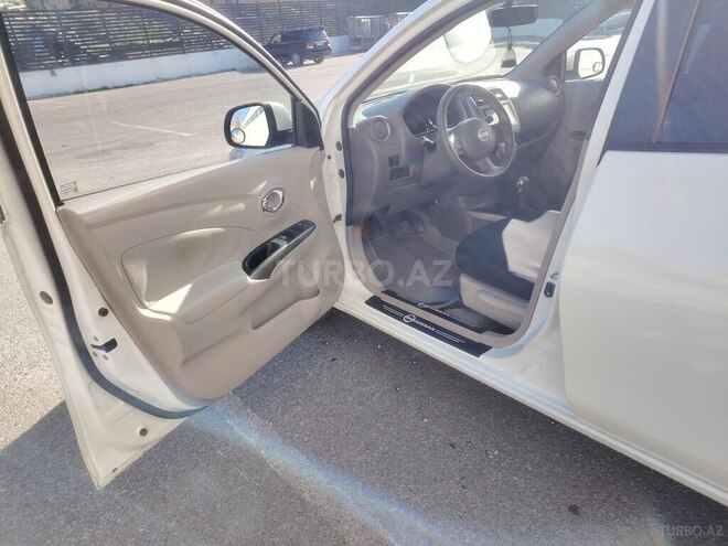 Nissan Sunny 2013, 141,850 km - 1.8 l - Bakı