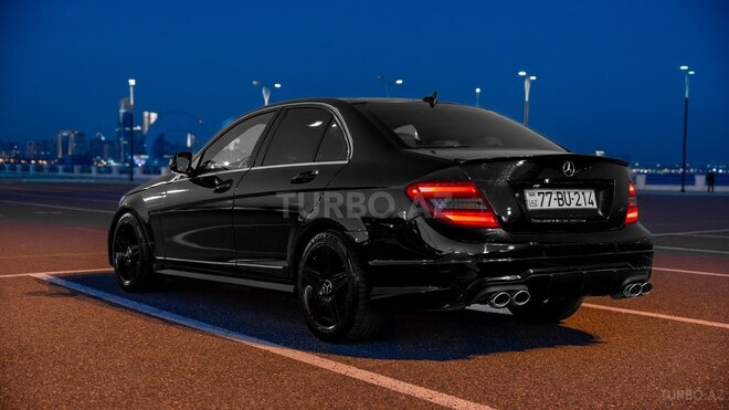 Mercedes C 300 4MATIC 2008, 330,000 km - 3.0 л - Bakı