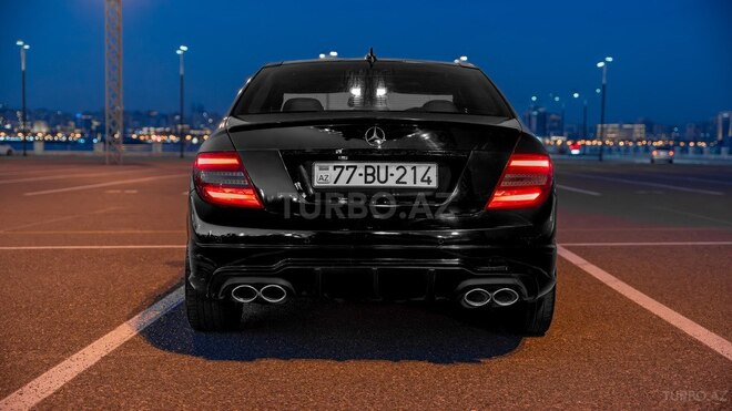 Mercedes C 300 4MATIC 2008, 330,000 km - 3.0 л - Bakı