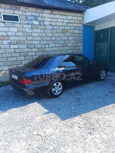Mercedes E 220 d 2001, 123,123 km - 2.2 l - Göyçay