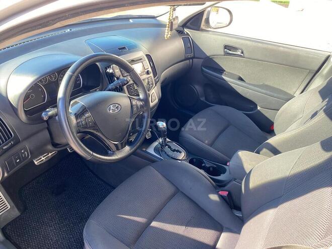 Hyundai i30 2009, 326,000 km - 1.6 л - Bakı