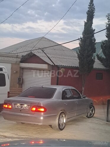 Mercedes E 240 2002, 252,500 km - 2.6 l - Bakı