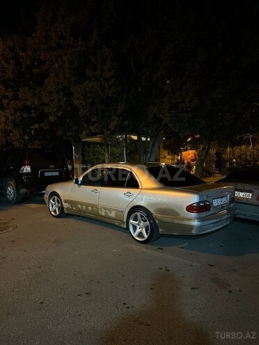 Mercedes E 240 2002, 252,500 km - 2.6 l - Bakı