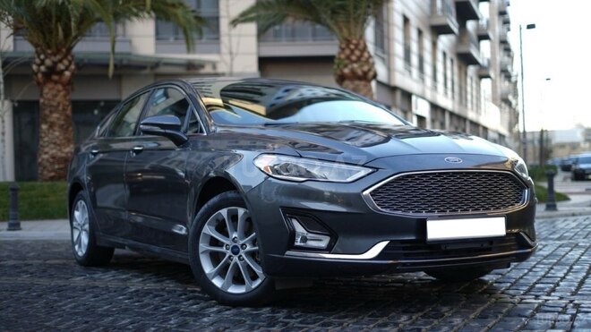 Ford Fusion (North America)-1
