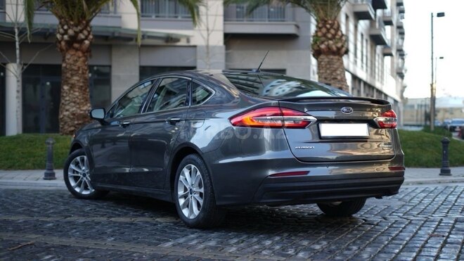 Ford Fusion (North America)-4