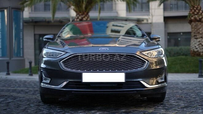Ford Fusion (North America)-2