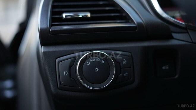 Ford Fusion (North America)-17