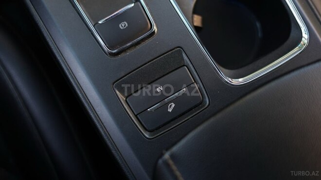 Ford Fusion (North America)-16