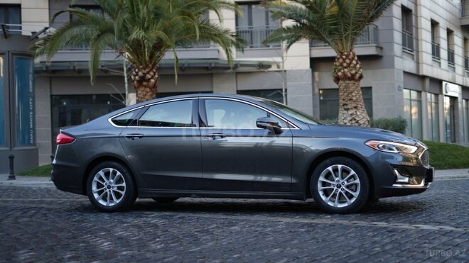 Ford Fusion (North America)-3